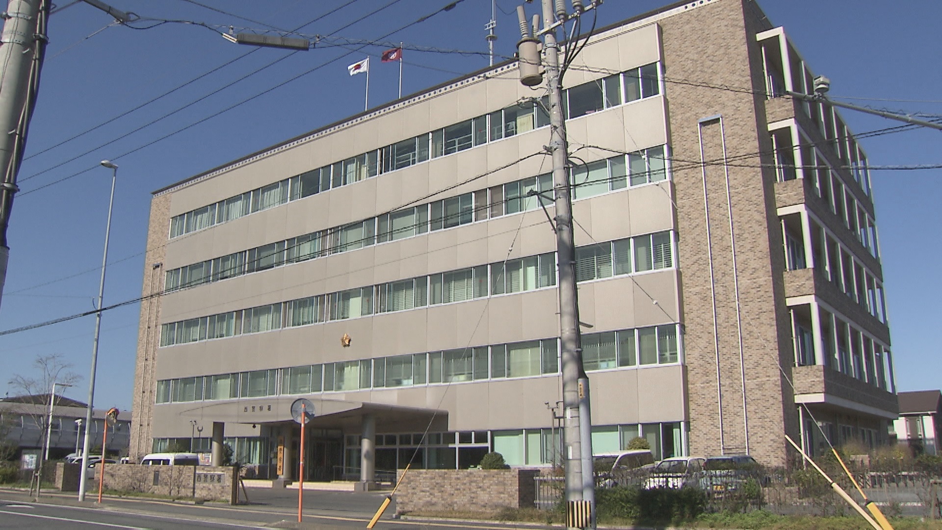「寝ている人をひいたようだ」　車にひかれ60代とみられる男性が意識不明の重体　福岡市
