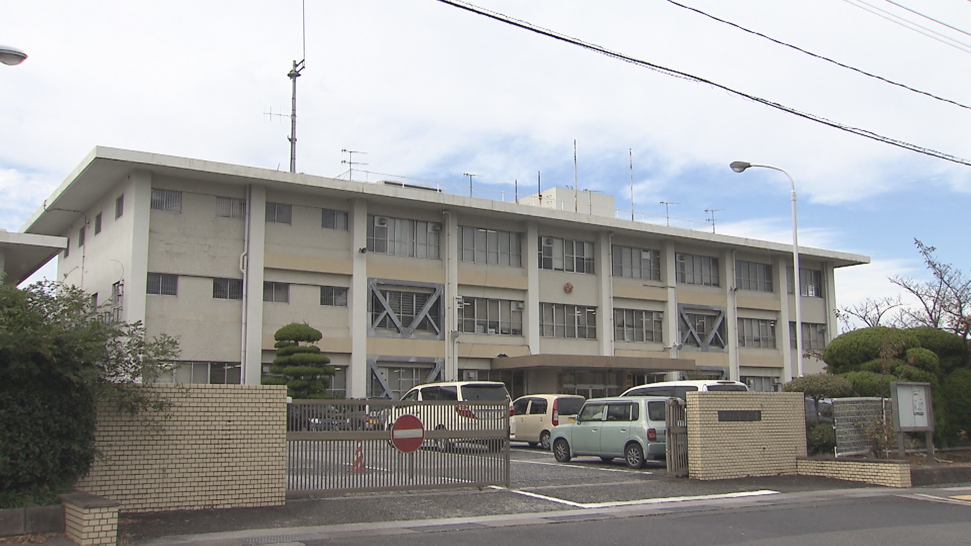 検問で酒の臭い　“飲酒運転”で会社員の男（４３）逮捕　福岡・福智町