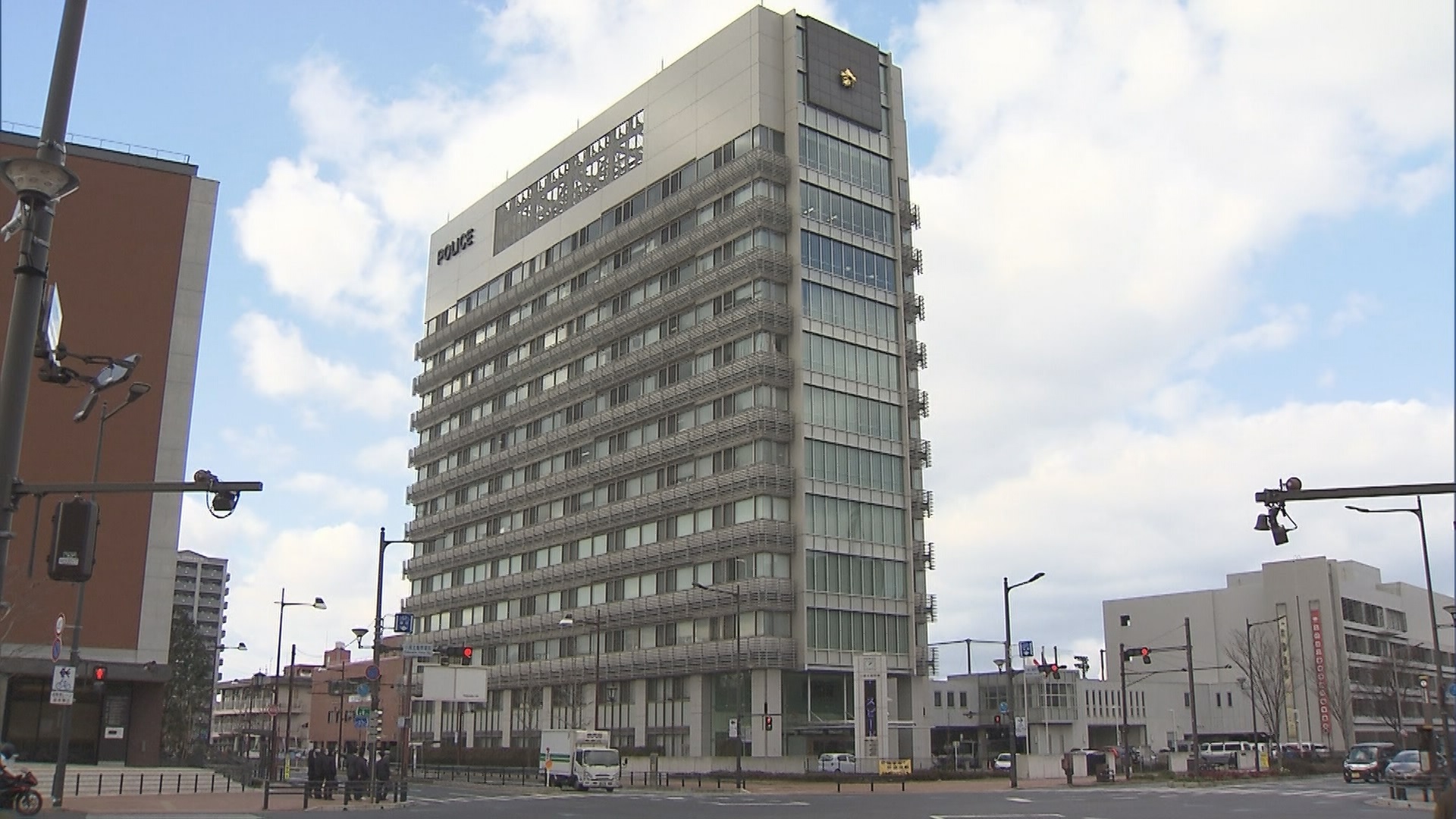 紙袋に入れた現金150万円・通帳・カード　玄関先から持ち去られだまし取られる　“警察官”名乗るニセ電話信じ口止めも　福岡
