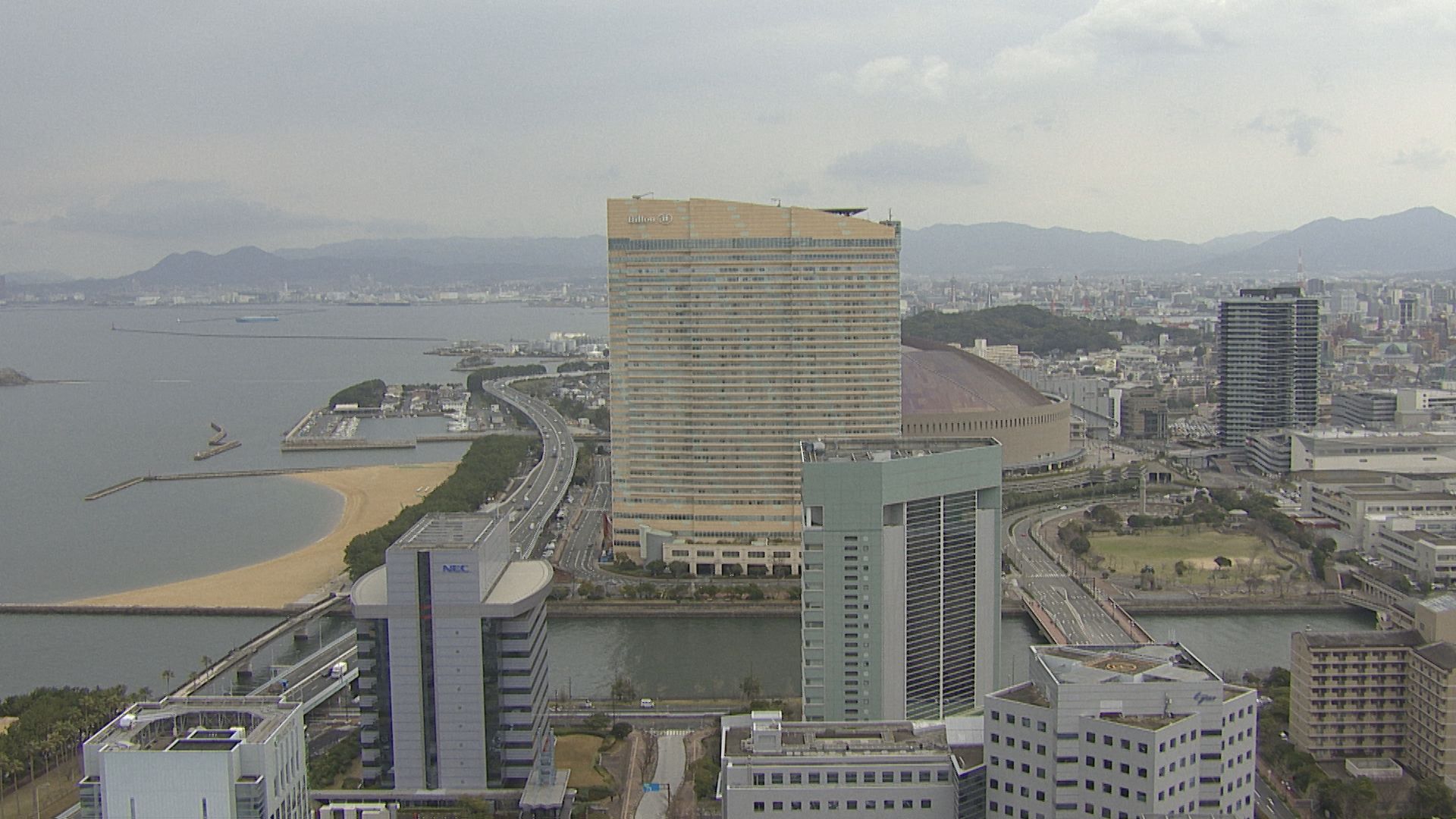 30日の福岡は落雷や突風、ひょうのおそれ　寒気が流れ込み大気の状態が不安定に　局地的に積乱雲が発達　気象台が注意呼びかけ