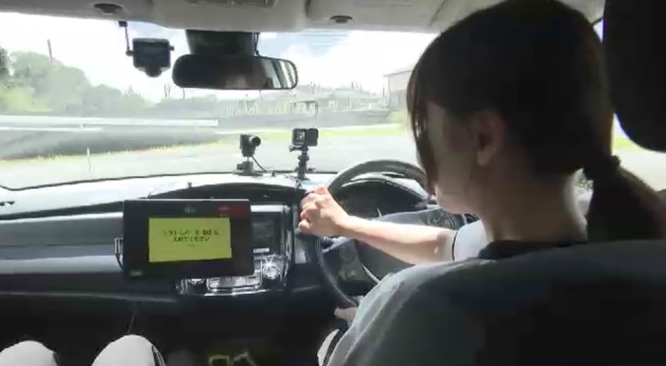 人間よりも厳しい!?　最新「AI自動車教習」を記者が体験　人手不足の解消へ　福岡
